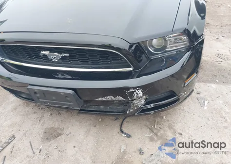 2014 Ford Mustang V6 Premium z USA, uszkodzony, nr VIN 1ZVBP8EM8E5317174